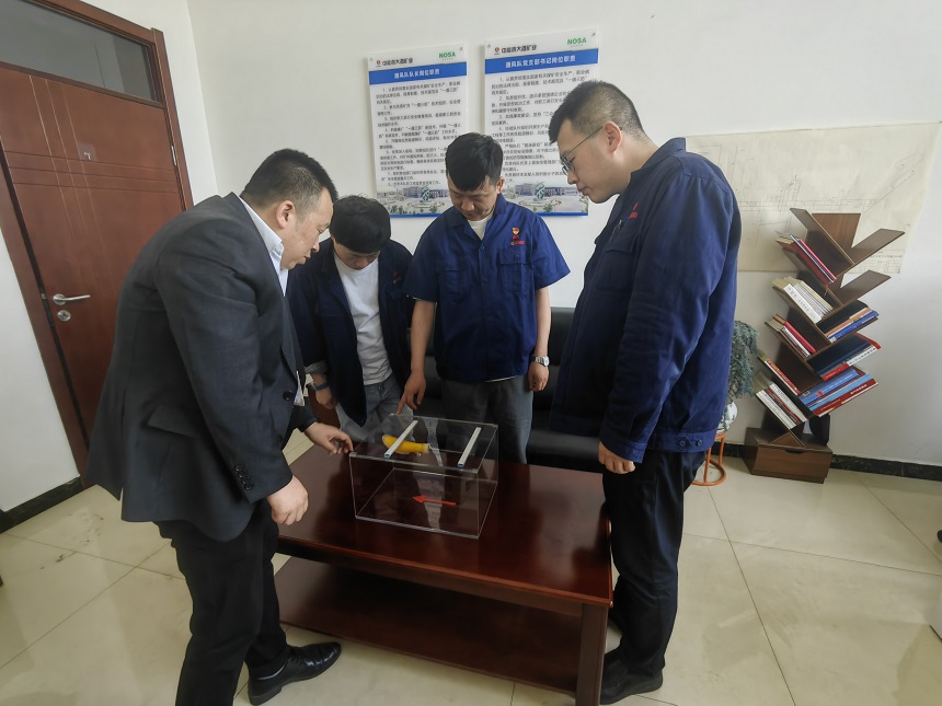 1713605171359407.jpeg 钻研可移动式自动隔爆装置刷新细节.jpg