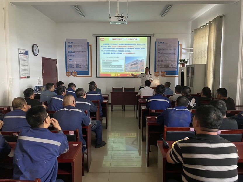 ͼ��  ������ѵ���������� NG��Ѷú�������Ӫ��˾Ԭ��̲ѡú��  ���ײ�  �ṩ.jpg.jpg