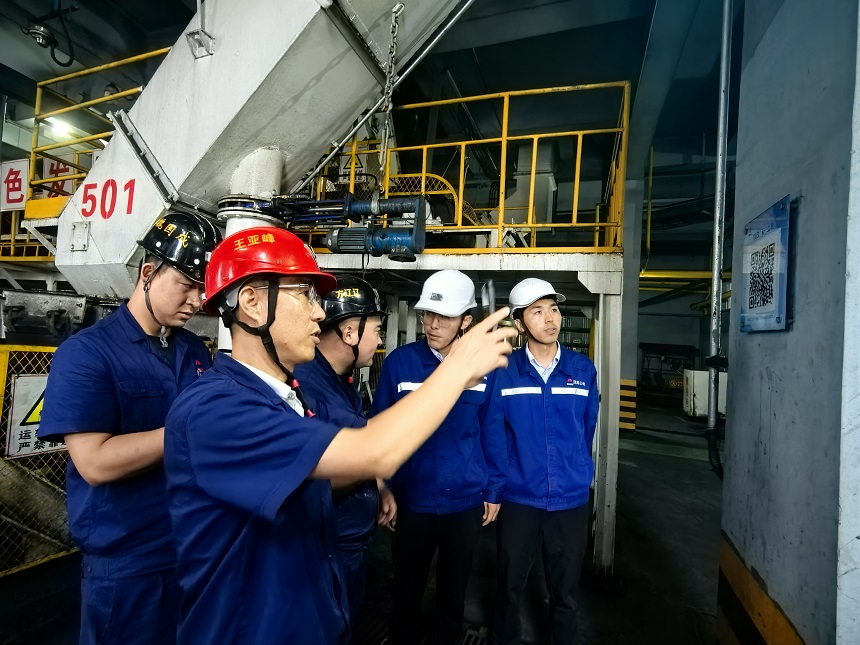 ͼ��   �ֳ������ֵܵ�Ԫ���¼�����   NG��Ѷú�������Ӫ��˾ѡ�˶�  ������ �ṩ.jpg