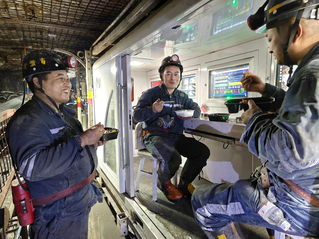 1726620856690493.jpeg 3.jpg