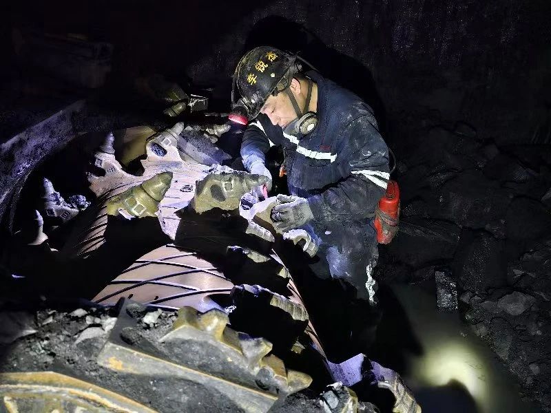 1732666596364036.jpeg 2.jpg