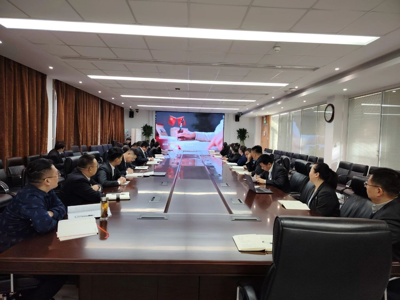 1735862922209883.jpeg 1.jpg