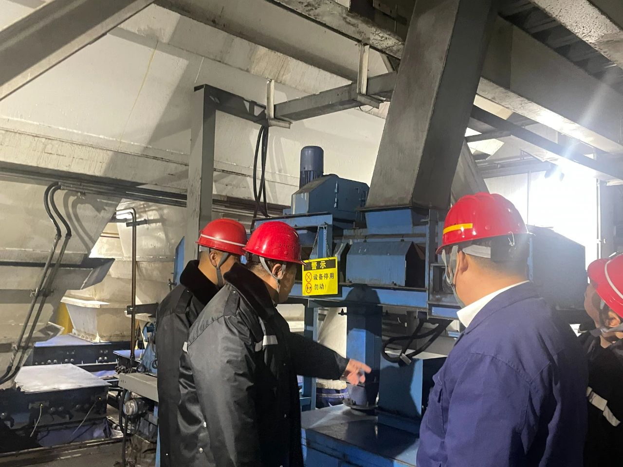 1740614798801575.jpeg 2.jpg