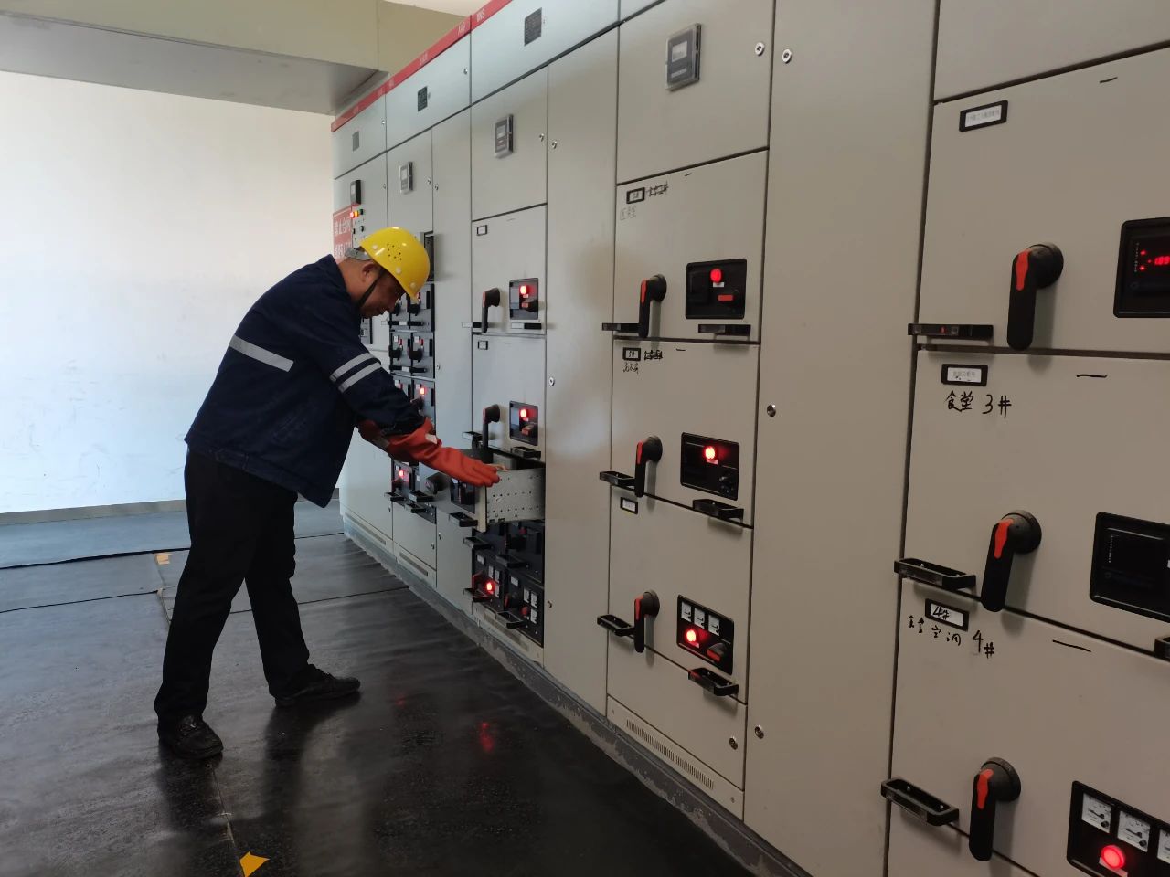 1741742562902567.jpeg 1.jpg