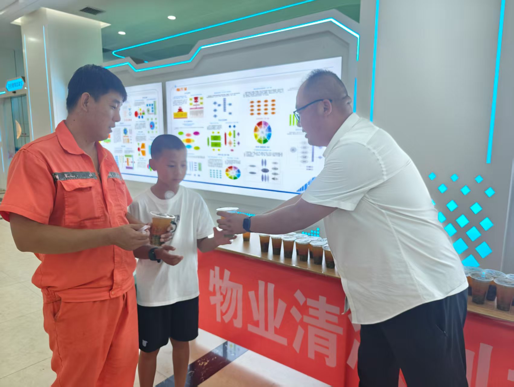 1755500888364547.jpeg 1.jpg